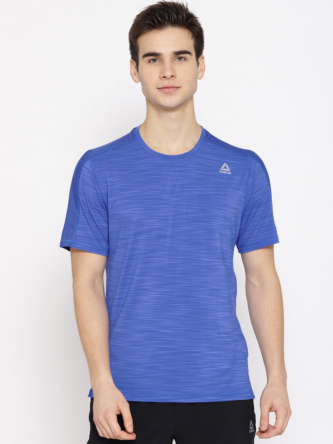 

Reebok Men Blue Solid Activchill Move Training T-Shirt