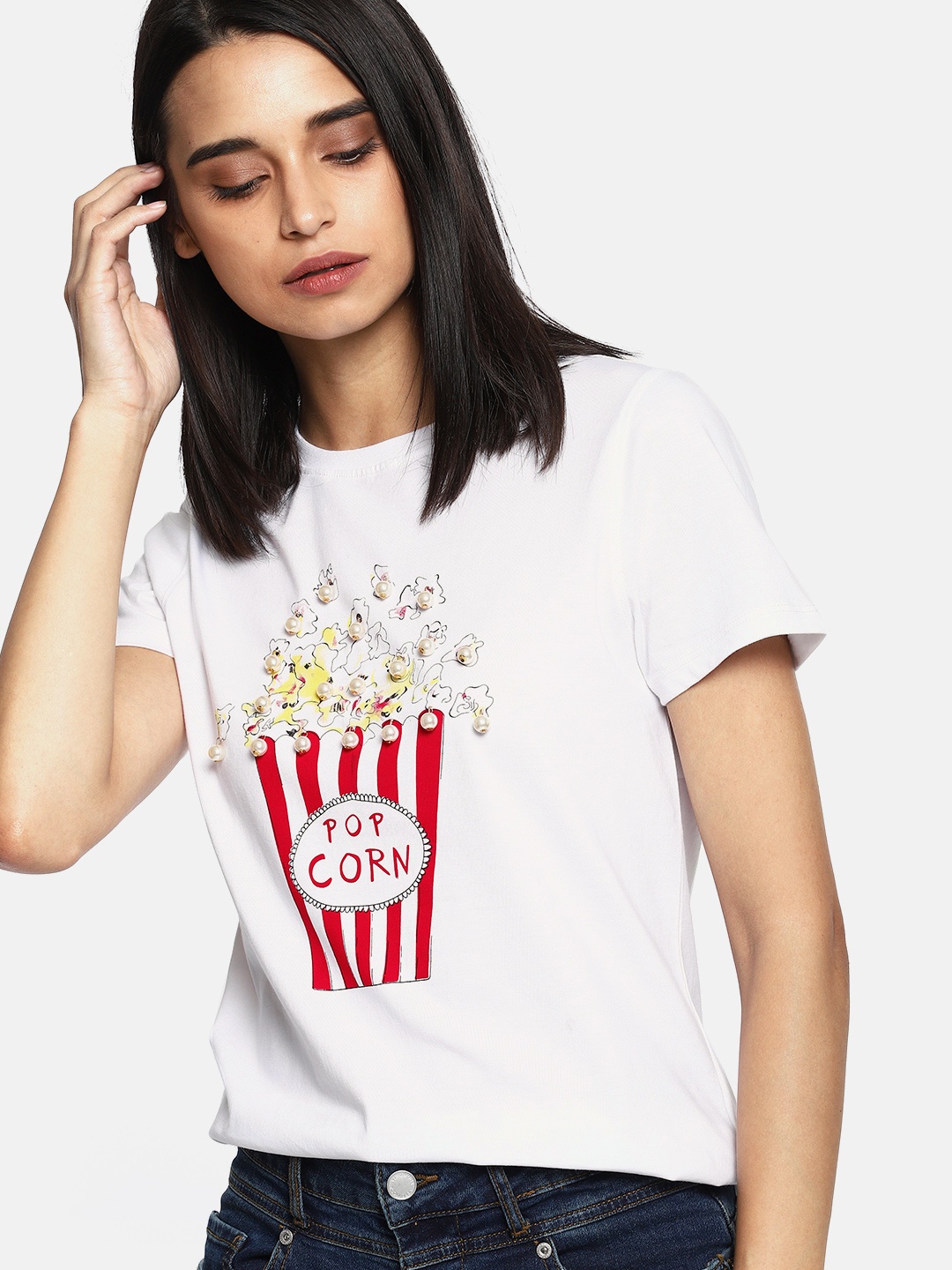 

Kook N Keech Women White Red Printed Round Neck Pure Cotton T-shirt