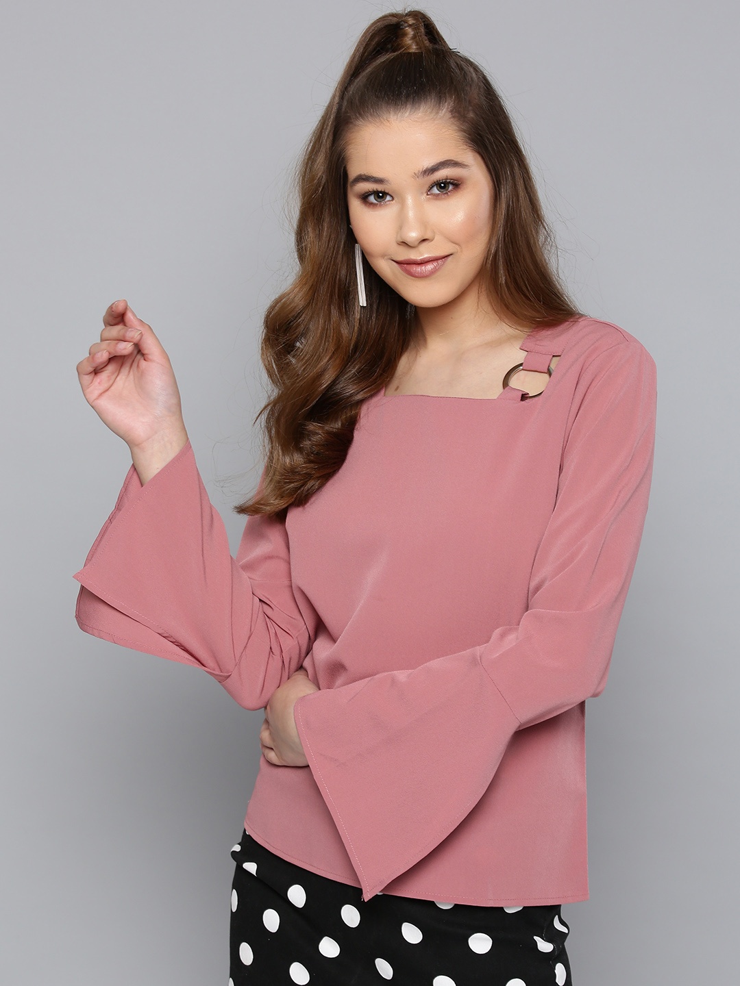 

Harpa Women Pink Solid Top