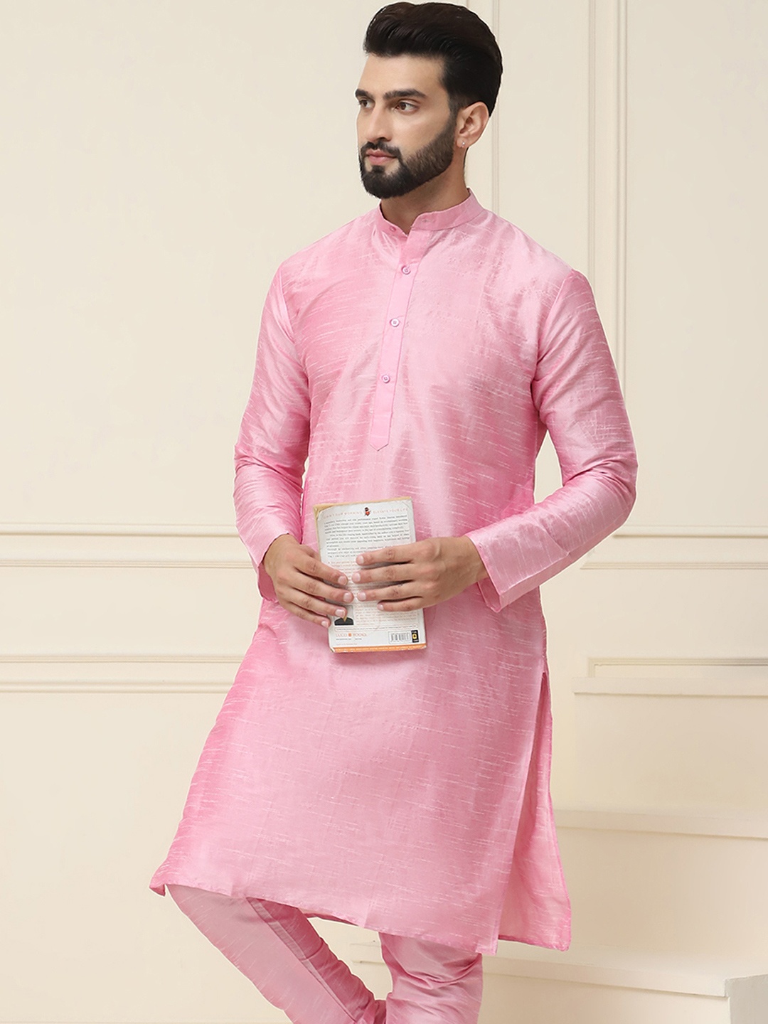 

SOJANYA Men Pink Solid Straight Kurta