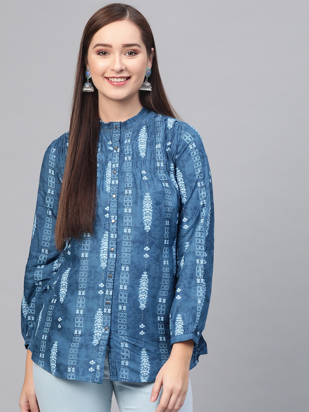 

W Women Blue & White Regular Fit Printed Casual Shirt