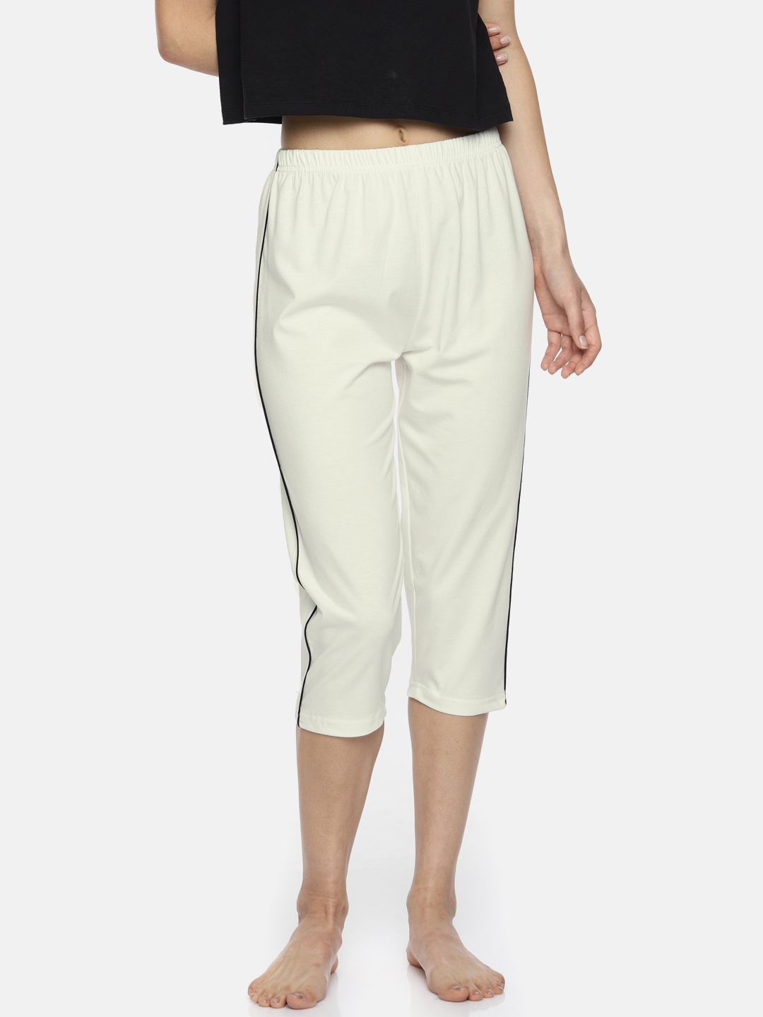 

Espresso Women Off-White Solid Regular Fit Capris ESP-4000-SC1