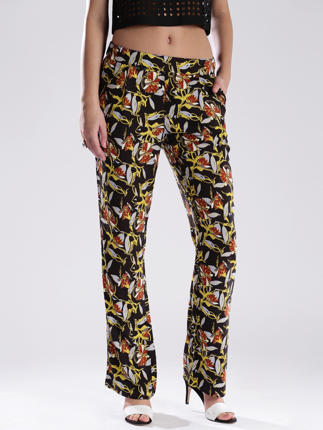 

Sisley Black & Yellow Printed Casual Trousers