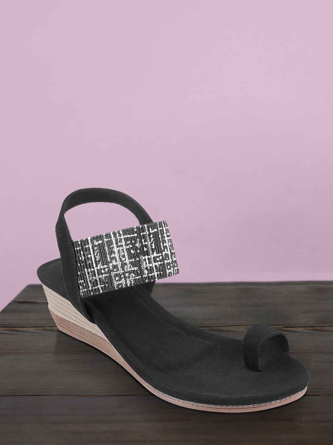 

Metro Women Black Printed Heels