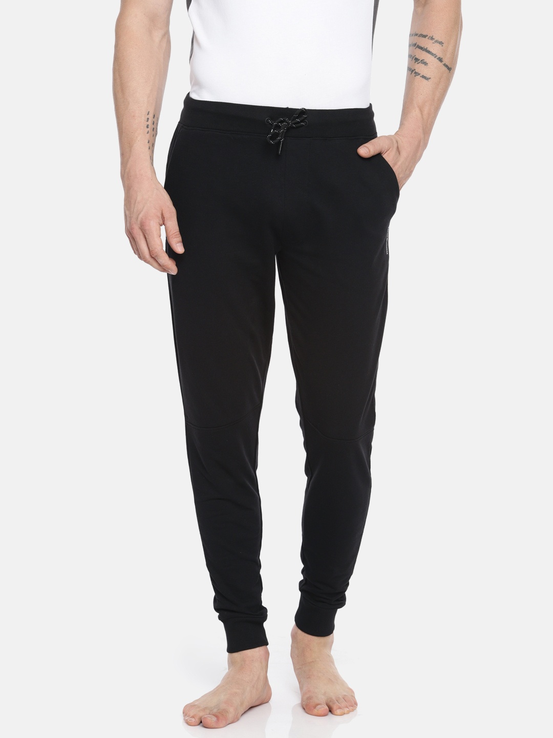 

Fruit of the loom Men Black Solid Lounge Pants MKP06-A1S1