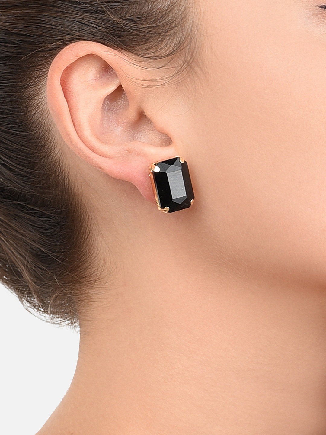 

Zaveri Pearls Gold-Toned & Black Geometric Studs