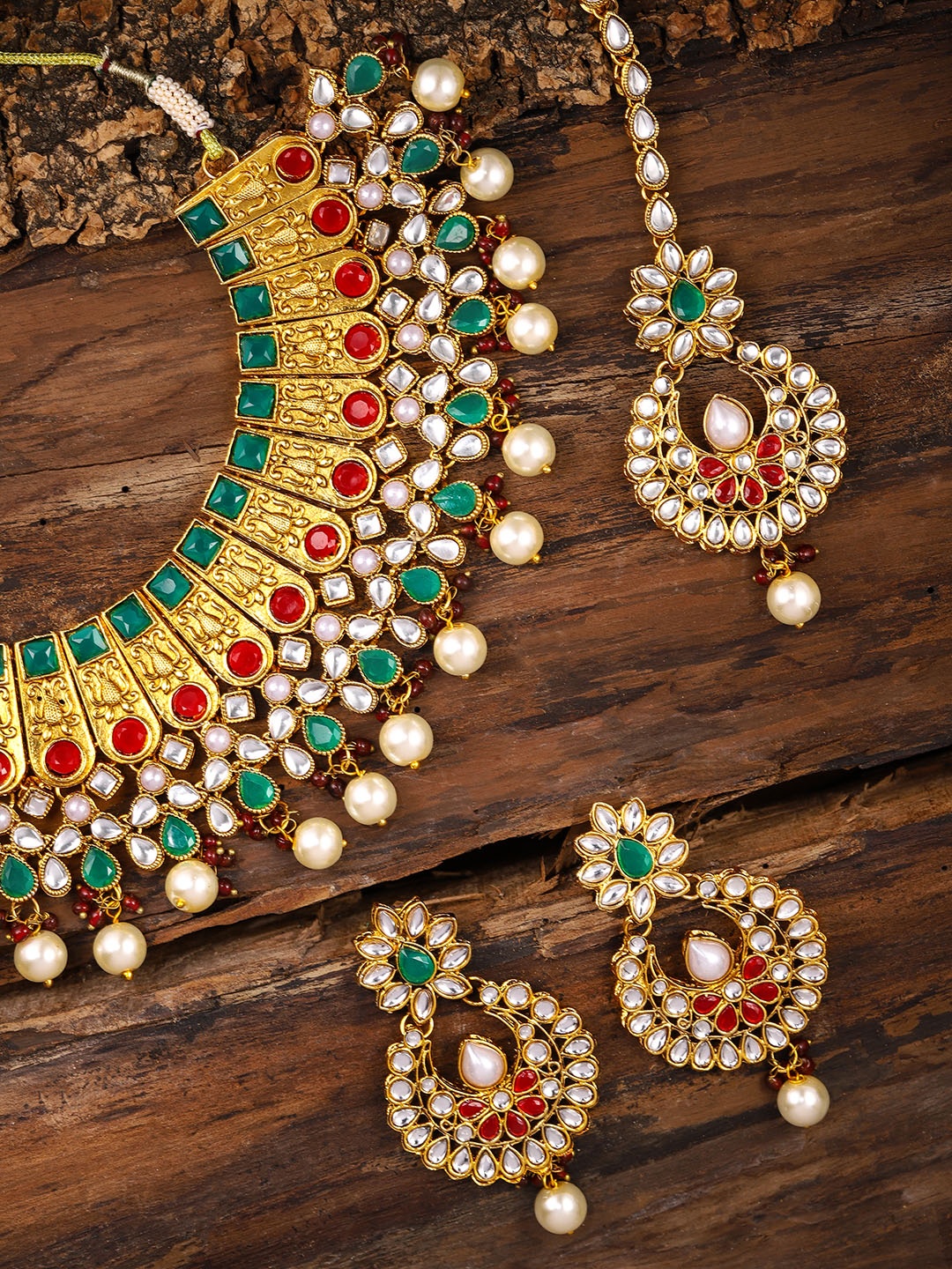 

Zaveri Pearls Gold-Toned & Red Kundan & Pearls Traditional Jewellery Set