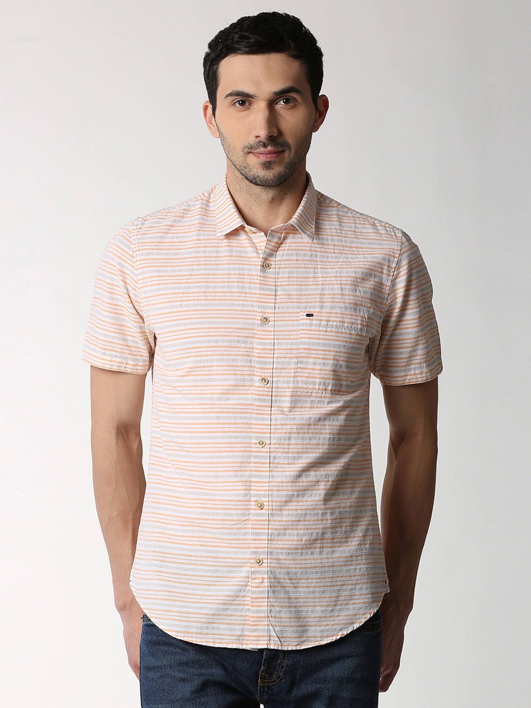 

Peter England Casuals Men Orange Slim Fit Striped Casual Shirt
