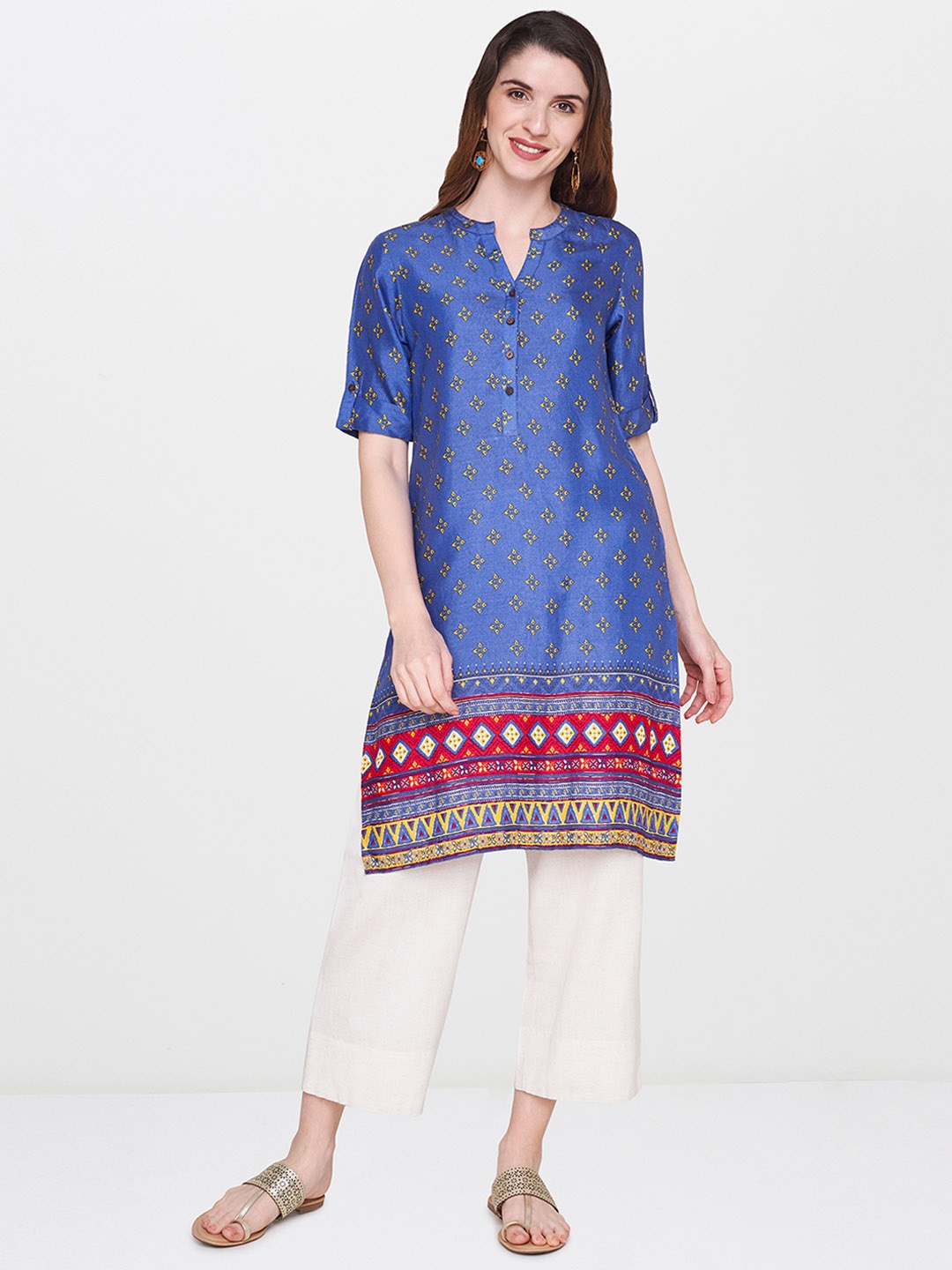 

Global Desi Women Blue Printed Straight Kurta