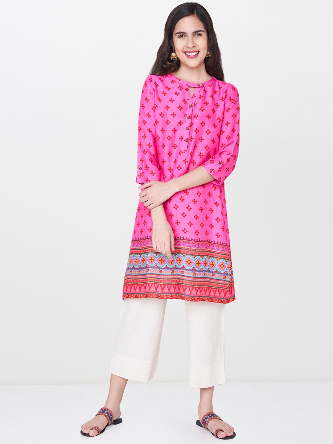 

Global Desi Women Pink Printed Straight Kurta