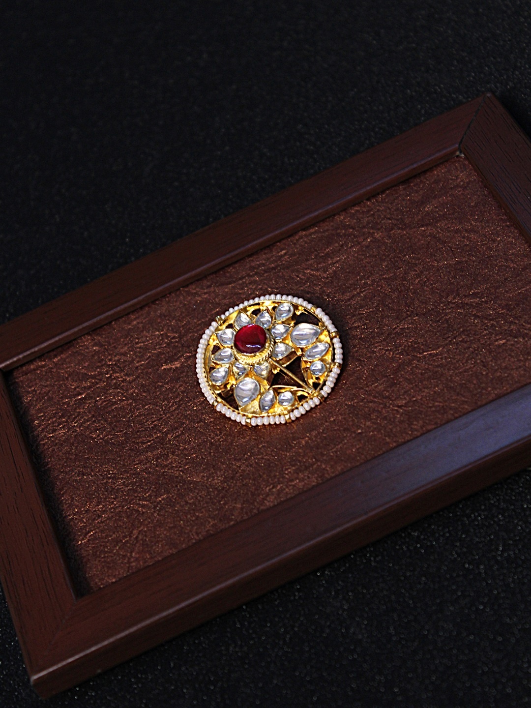 

AccessHer Unisex Gold-Toned & White Jadau Brooch