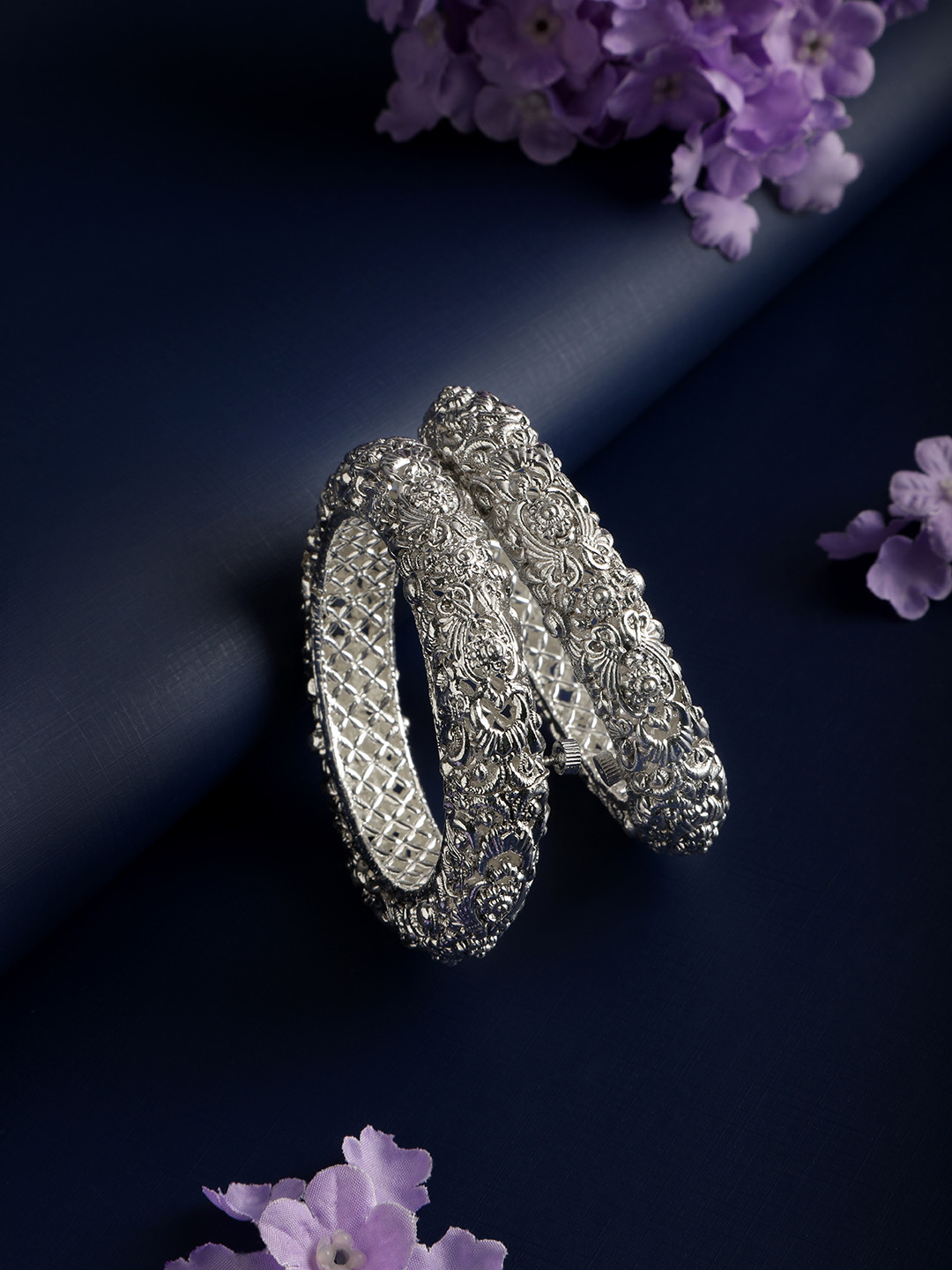 

Women Set of 2 Silver-Plated Stone-Studded Bangles