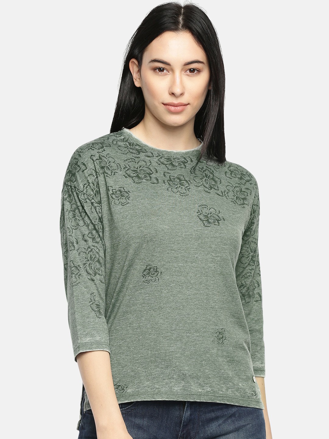 

Pepe Jeans Women Olive Green Printed Round Neck T-shirt