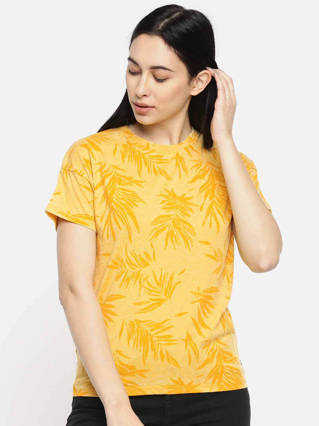 

Pepe Jeans Women Yellow Printed Round Neck T-shirt