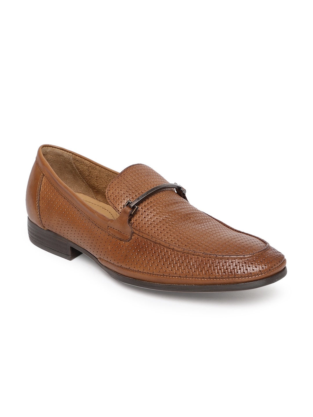 

Tresmode Men Tan Brown Textured Leather Loafers