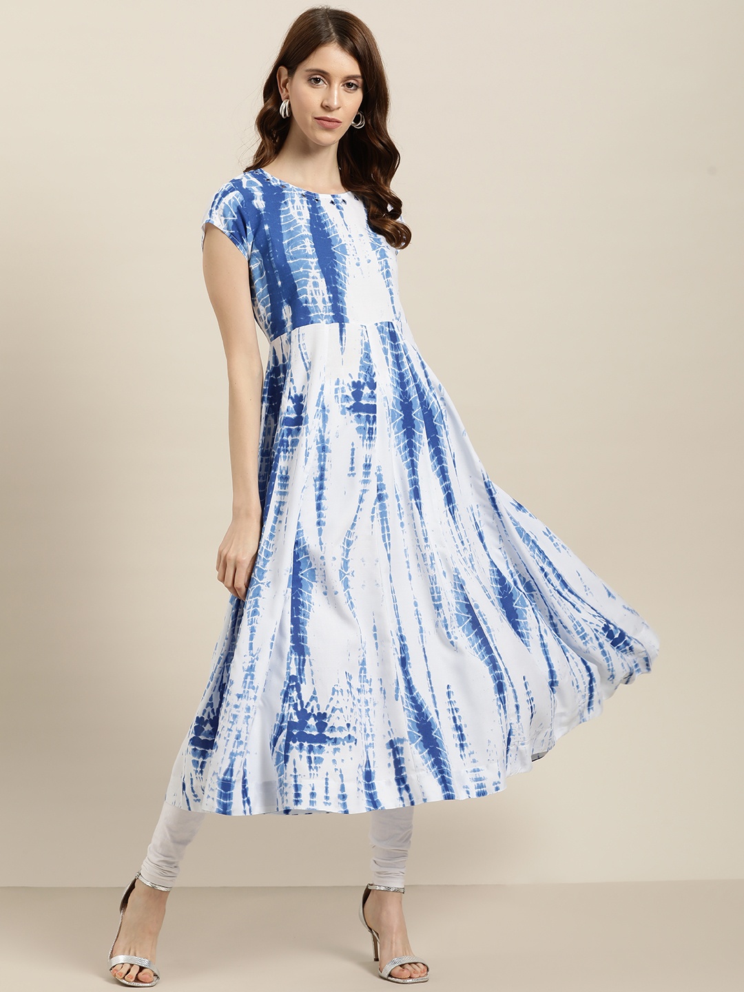 

Sangria Women Navy Blue & Off White Dyed A-Line Kurta