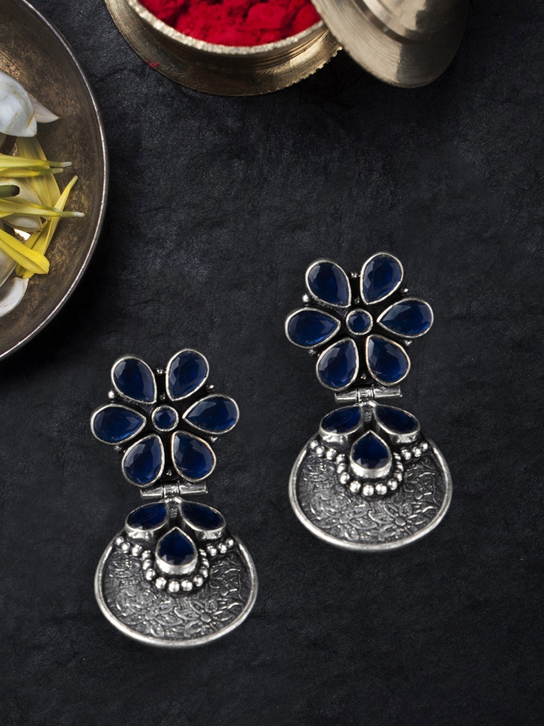 

Rubans Silver Silver-Plated Floral Drop Earrings