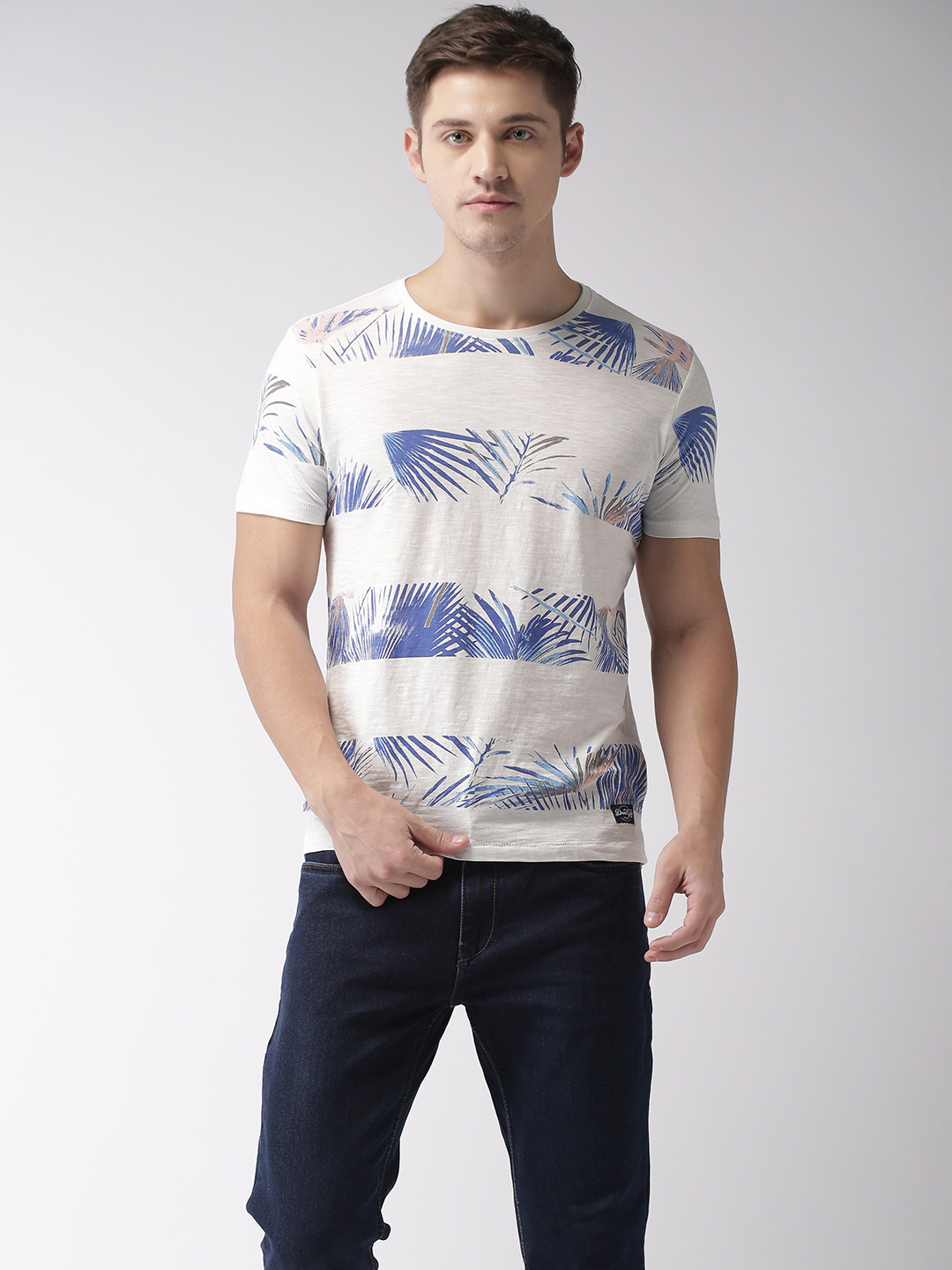 

Flying Machine Men White Printed Round Neck Pure Cotton T-shirt