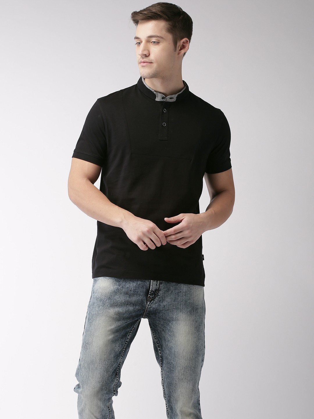 

Flying Machine Men Black Solid Mandarin Collar Pure Cotton T-shirt