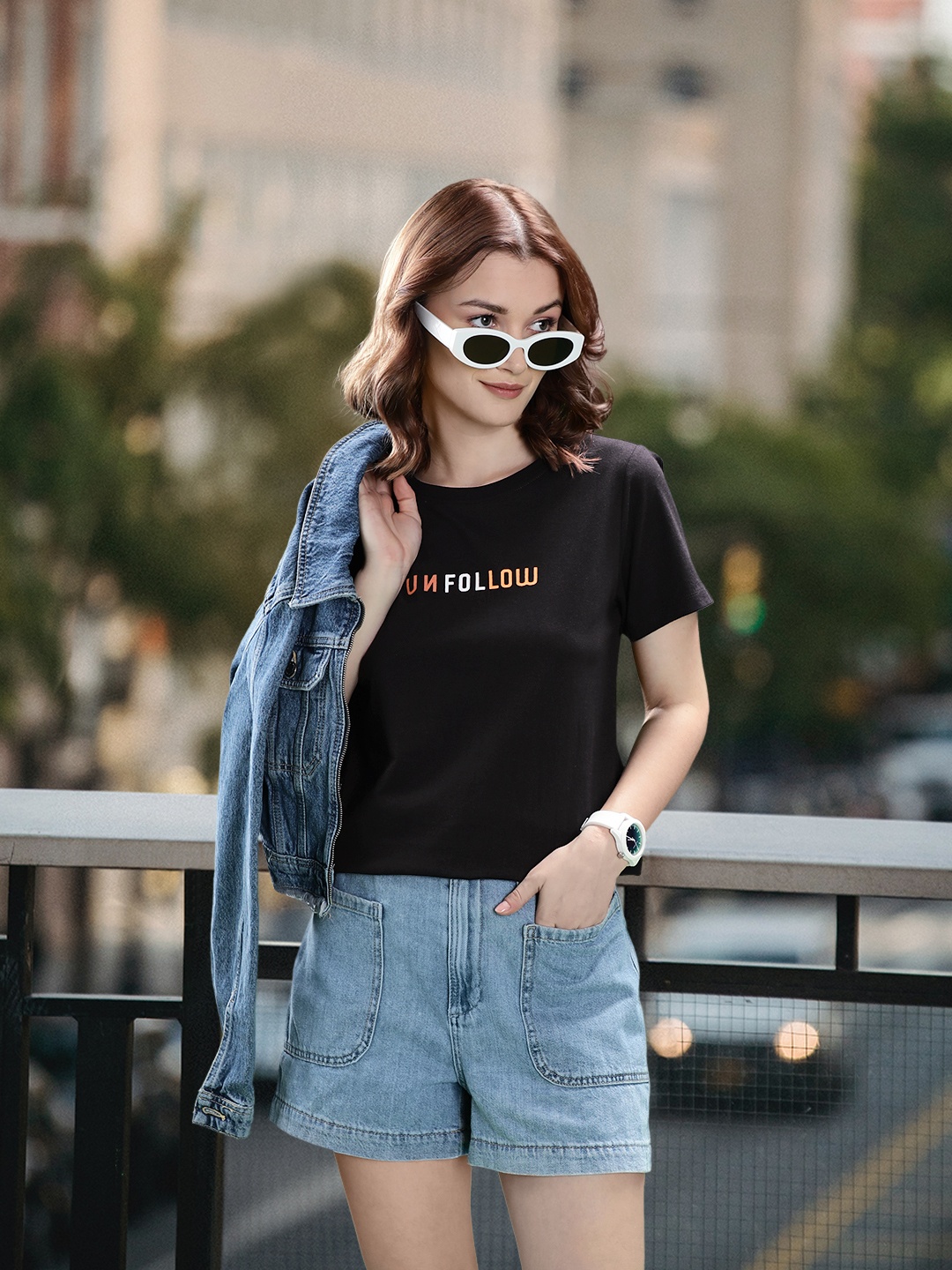 

Harvard Women Black Printed Round Neck Pure Cotton T-shirt