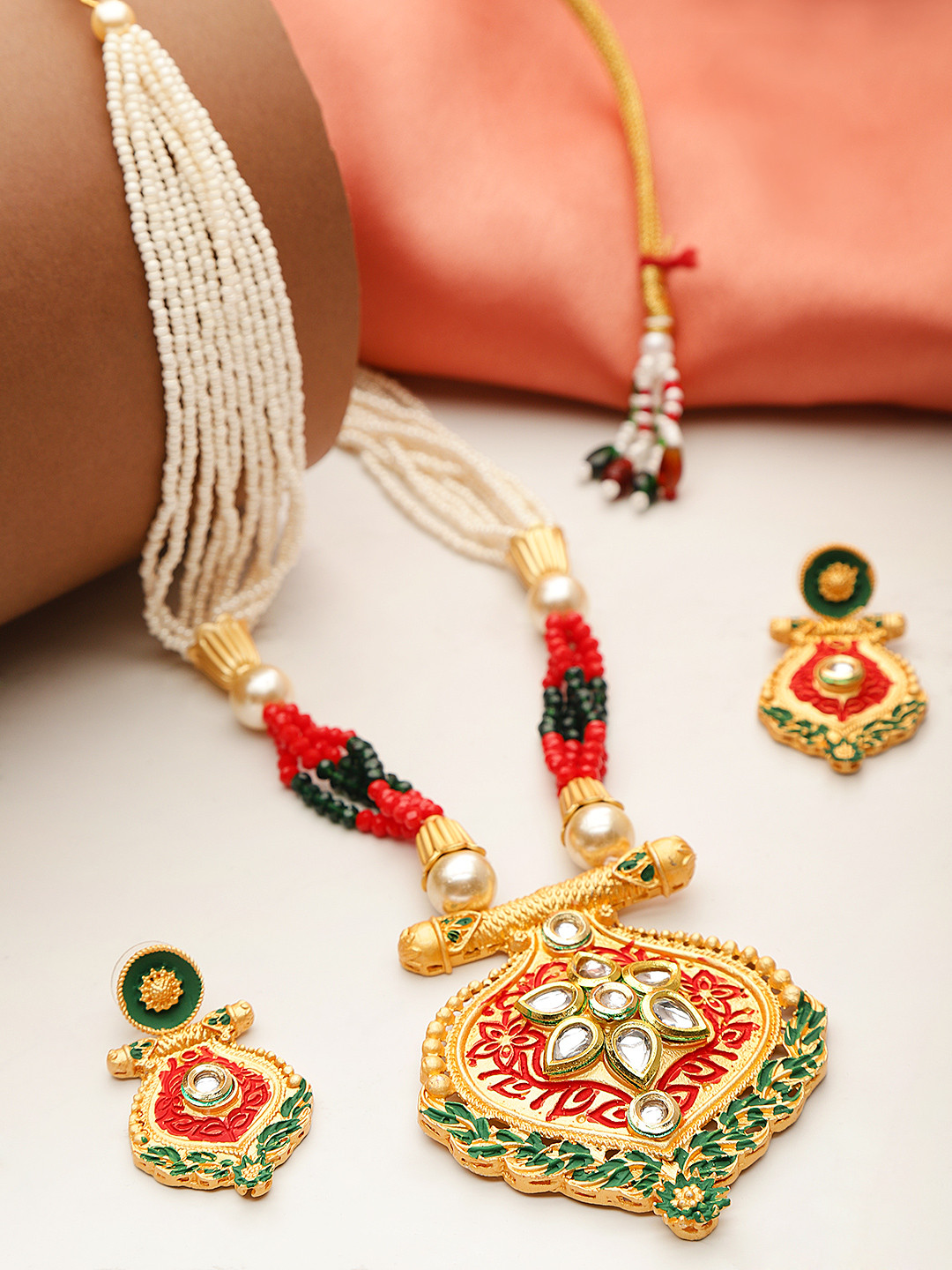 

YouBella Off-White & Red Gold-Plated Beaded Enamelled Handcrafted Jewellery Set