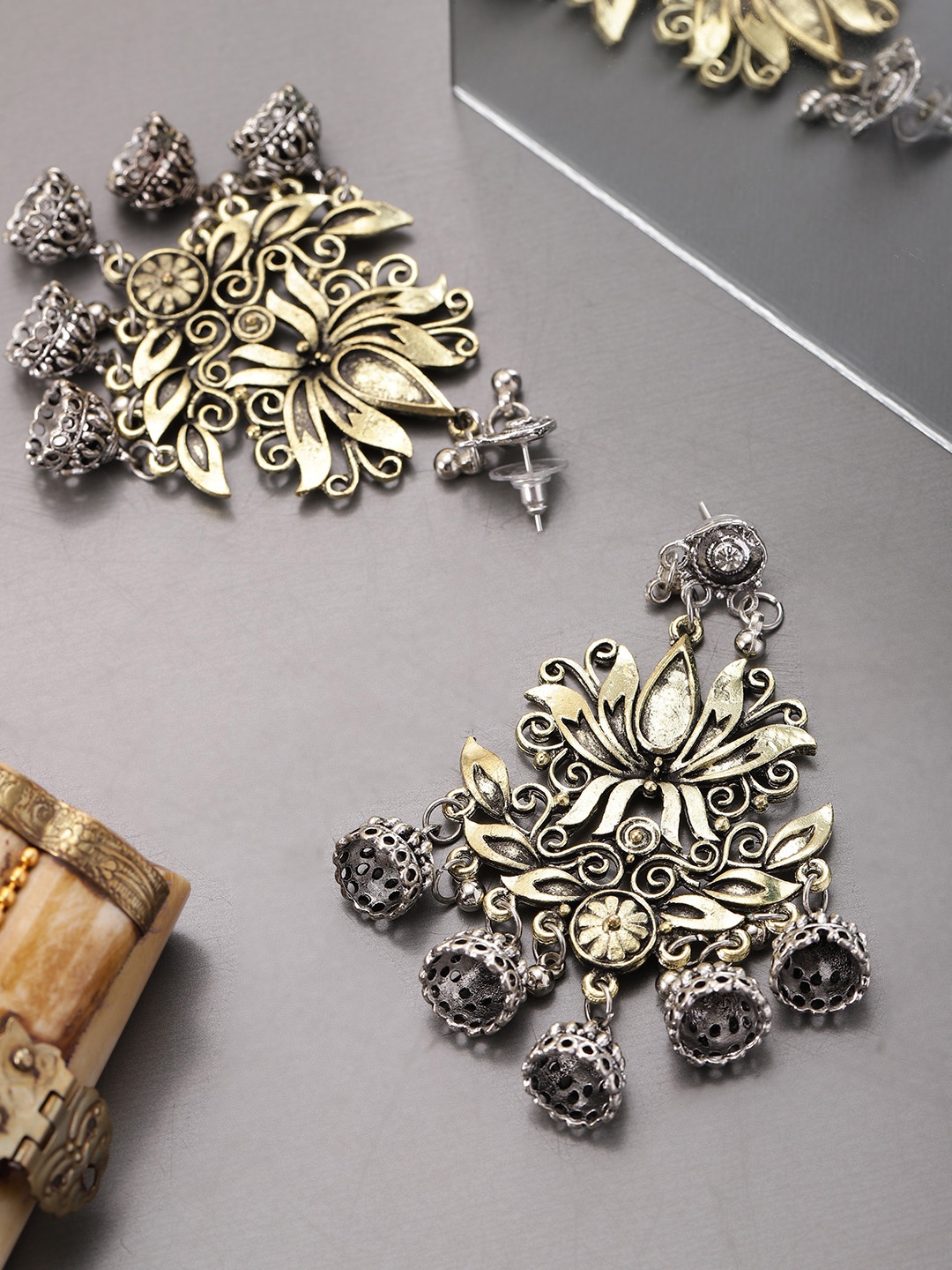 

Infuzze Gold-Toned & Oxidised Silver-Toned Brass-Plated Floral Drop Earrings