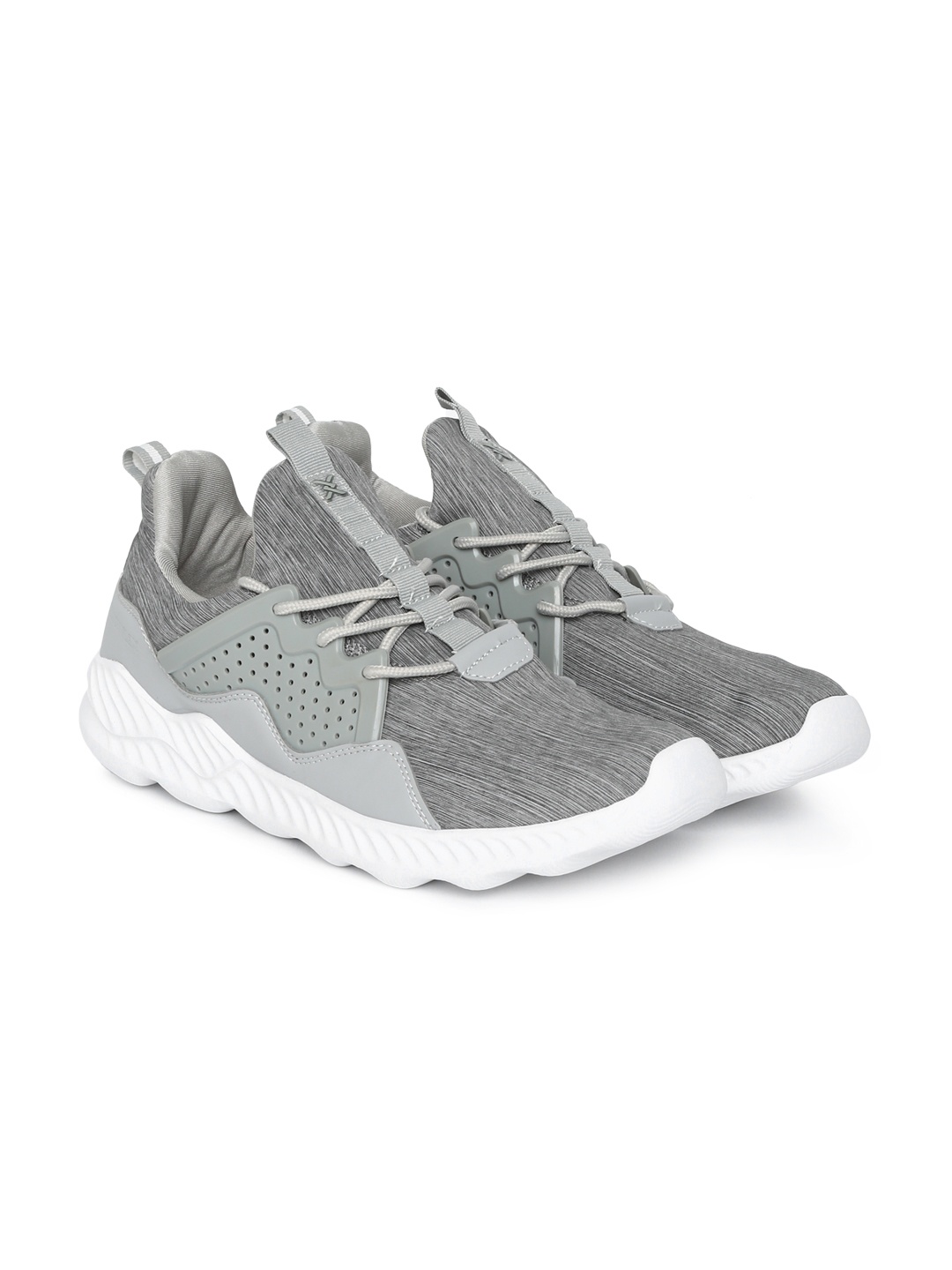 

Carlton London Men Grey Solid Sneakers
