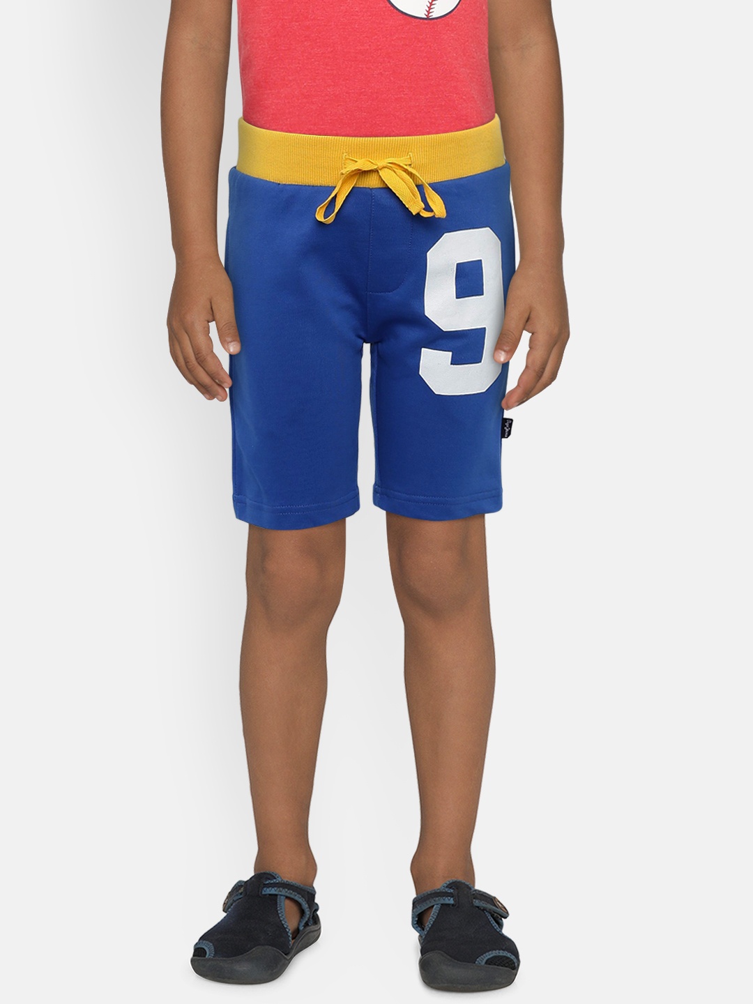

Pepe Jeans Boys Blue Printed Regular Fit Regular Shorts