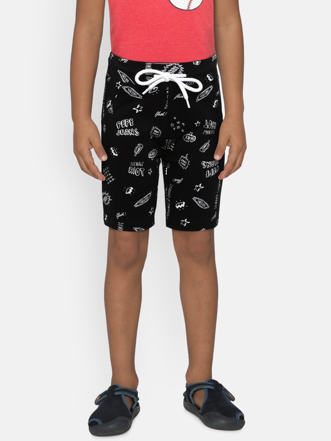 

Pepe Jeans Boys Black Printed Regular Shorts
