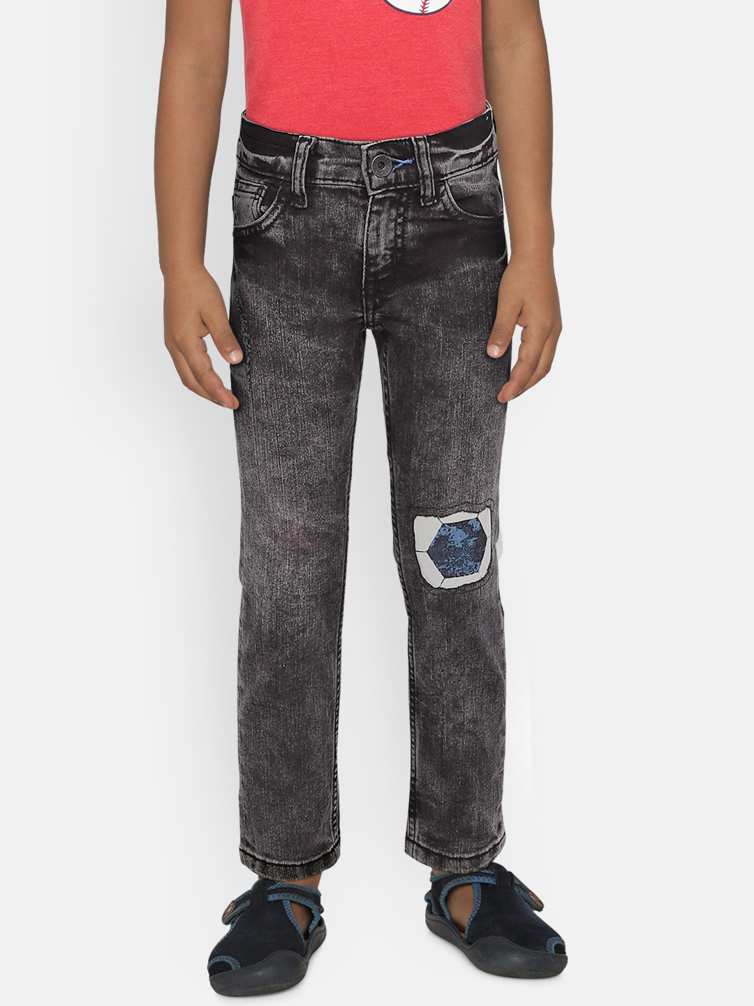 

United Colors of Benetton Boys Black Slim Fit Mid-Rise Low Distress Stretchable Jeans