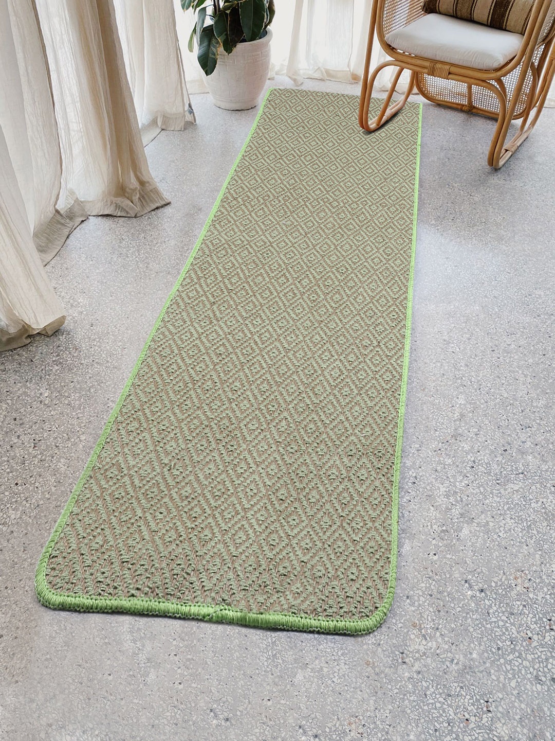 

Saral Home Green & Beige Handloom Geometric Runner