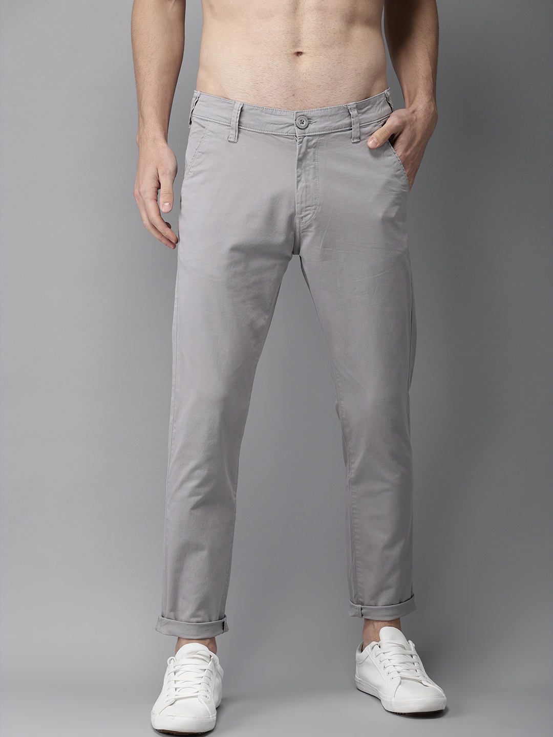 

HERE&NOW Men Grey Slim Fit Solid Chinos