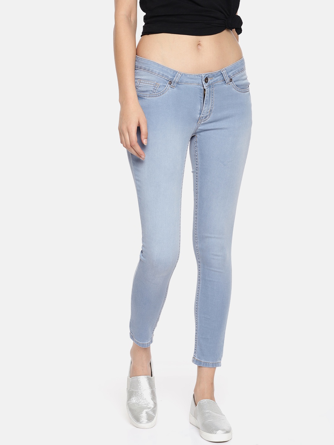 

People Women Blue Skinny Fit Low-Rise Clean Look Stretchable Cropped Jeans