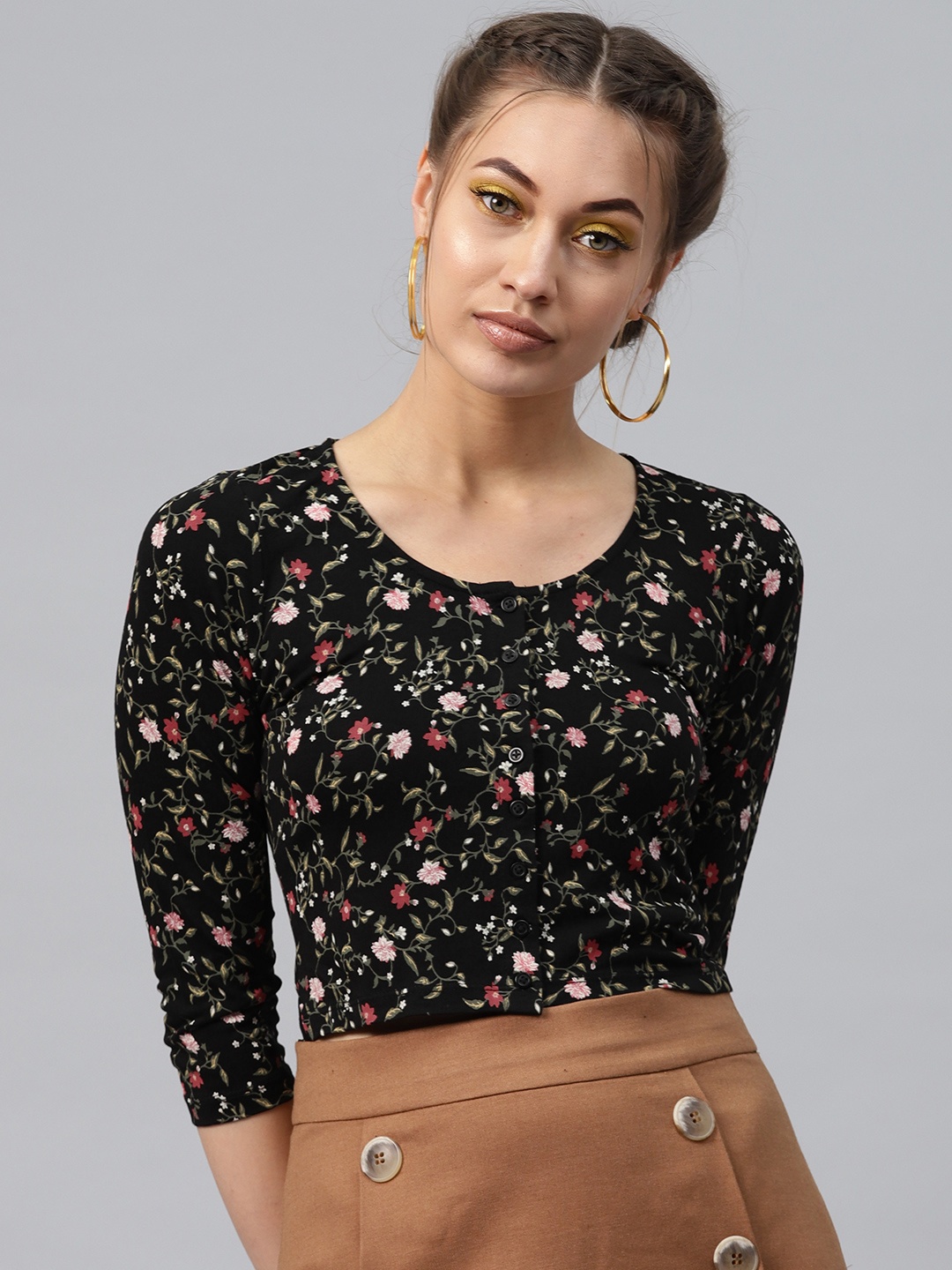 

SASSAFRAS Black Floral Crop Top