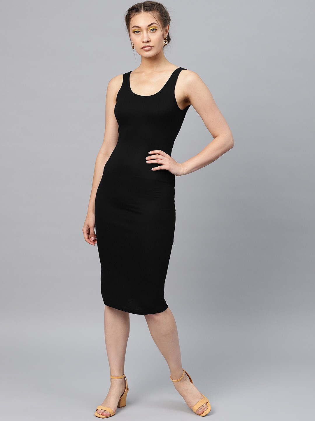 

SASSAFRAS Women Black Solid Bodycon Dress