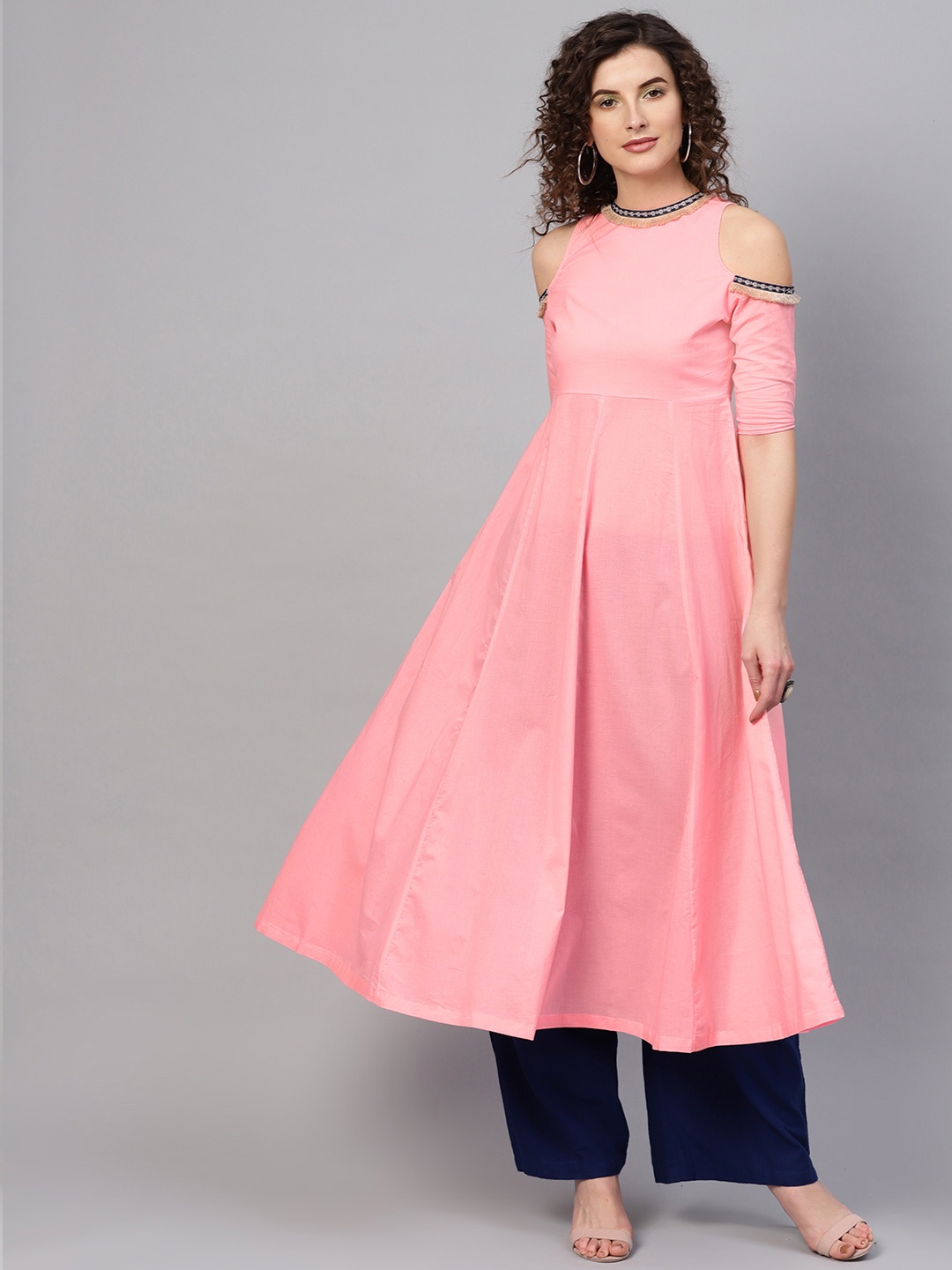 

SASSAFRAS Women Pink Solid A-Line Cold-Shoulder Kurta