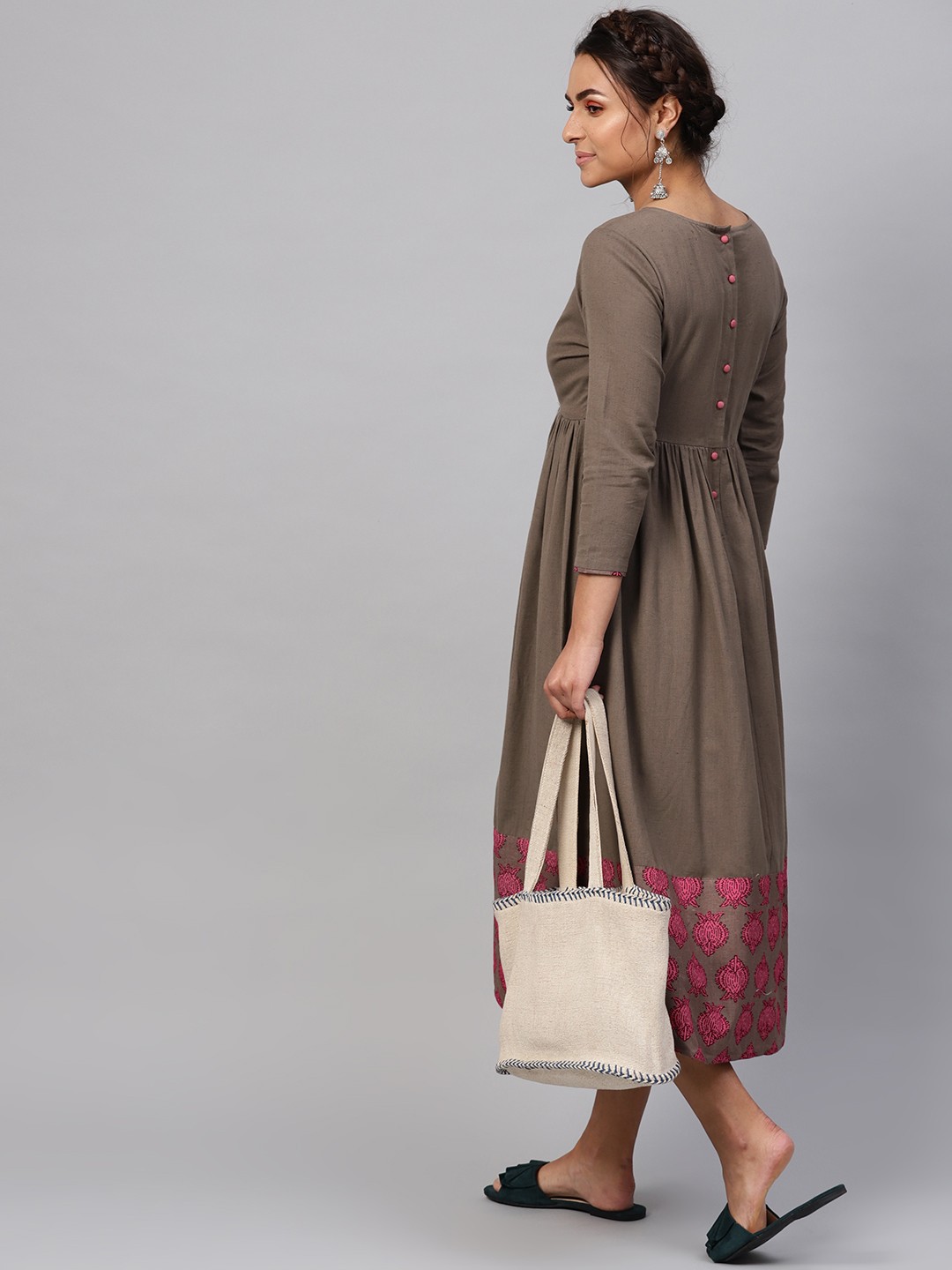 

SASSAFRAS Women Taupe Solid A-Line Dress