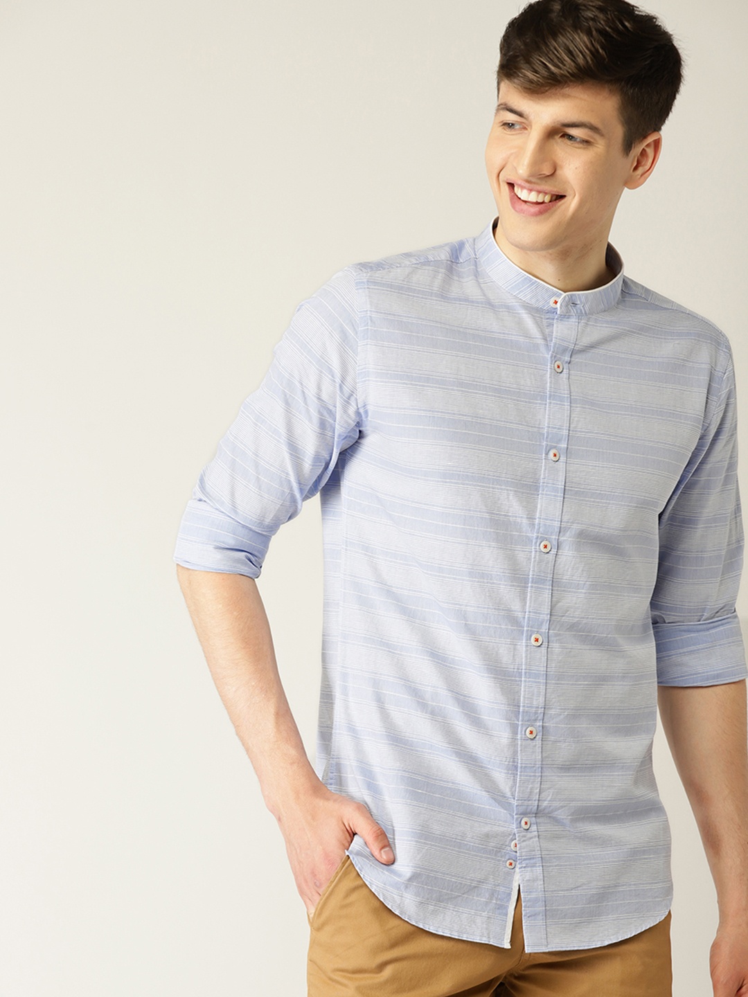 

United Colors of Benetton Men Blue & White Slim Fit Striped Casual Shirt