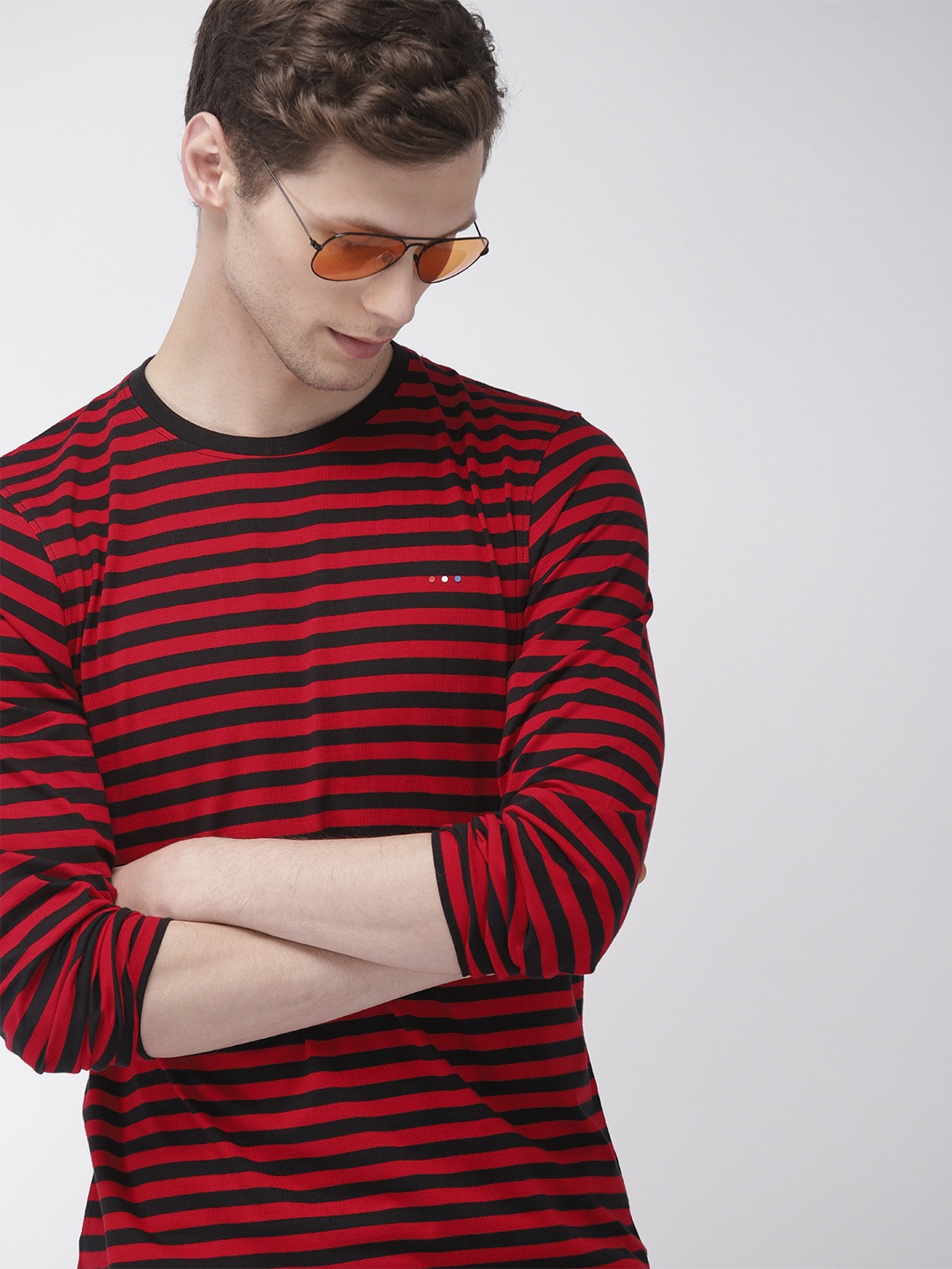 

Harvard Men Black Red Striped Round Neck Pure Cotton T-shirt