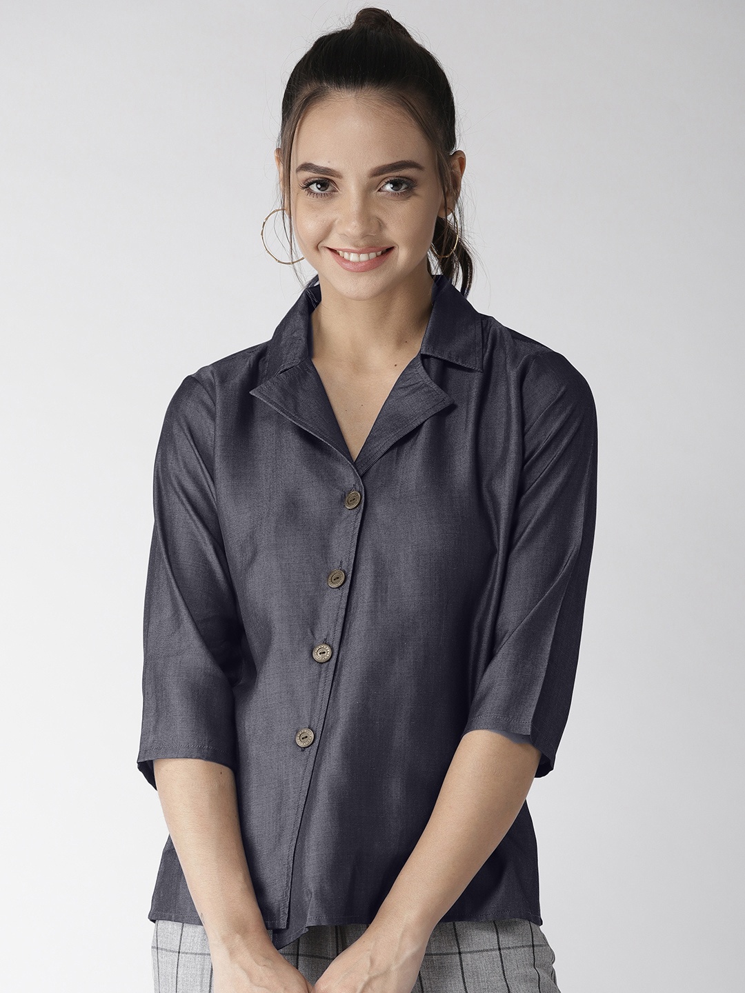 

Style Quotient Women Blue Modern Fit Solid Chambray Casual Shirt