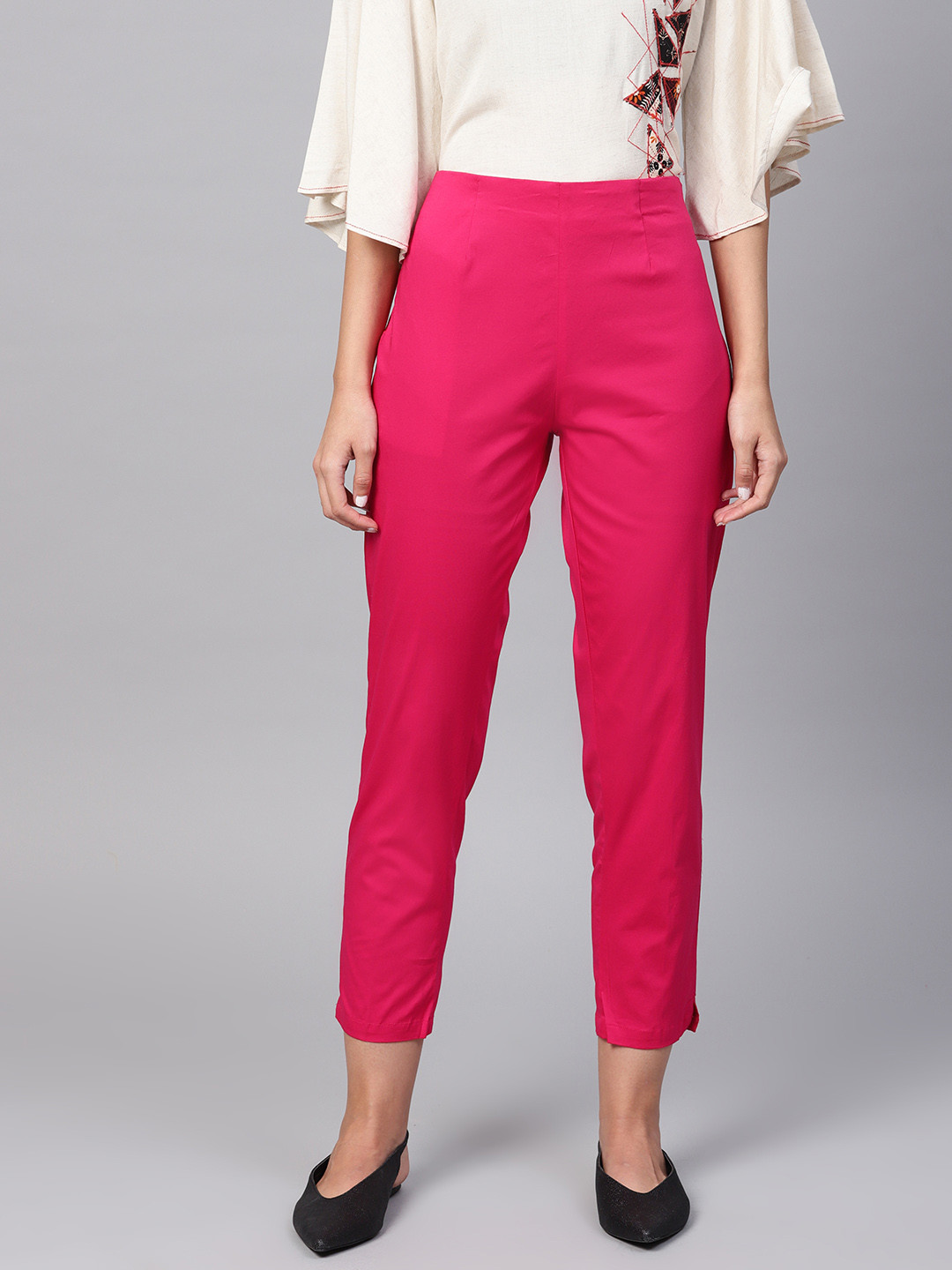 

SOJANYA Women Pink Slim Fit Solid Cropped Trousers