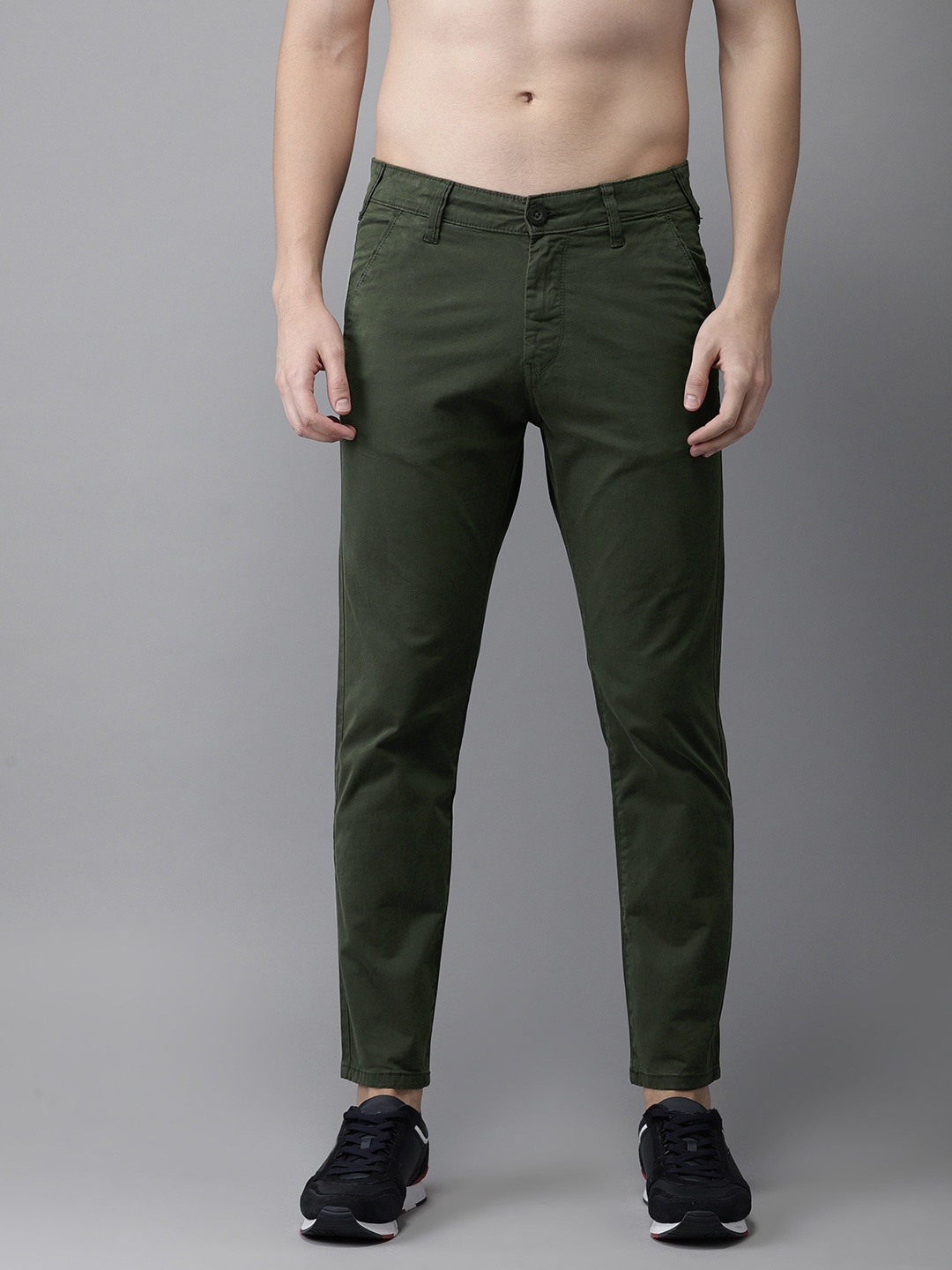 

HERE&NOW Men Green Slim Fit Chinos
