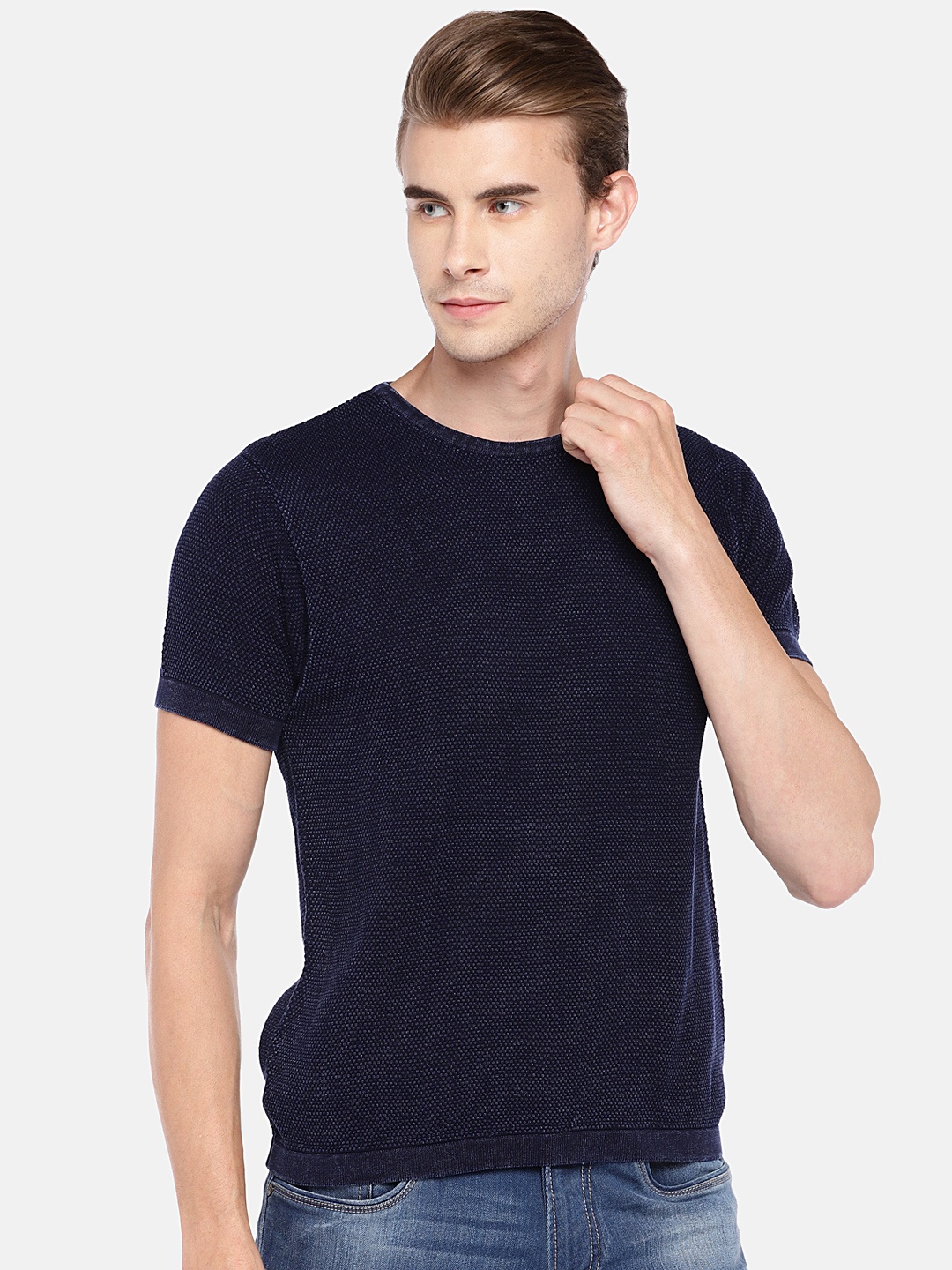 

Globus Men Blue Self Design Round Neck T-shirt