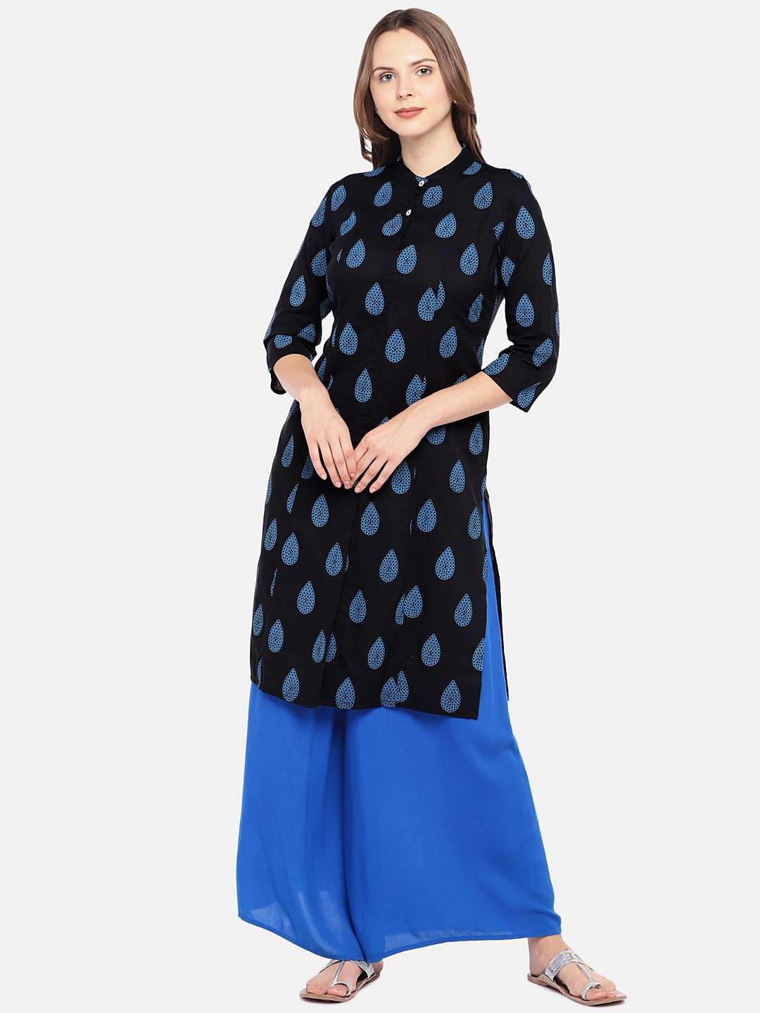 

Globus Women Black Printed Straight Kurta