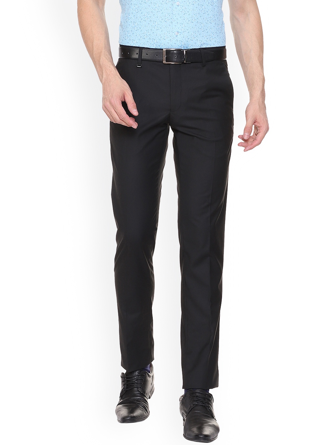 

Van Heusen Men Black Slim Fit Solid Formal Trousers