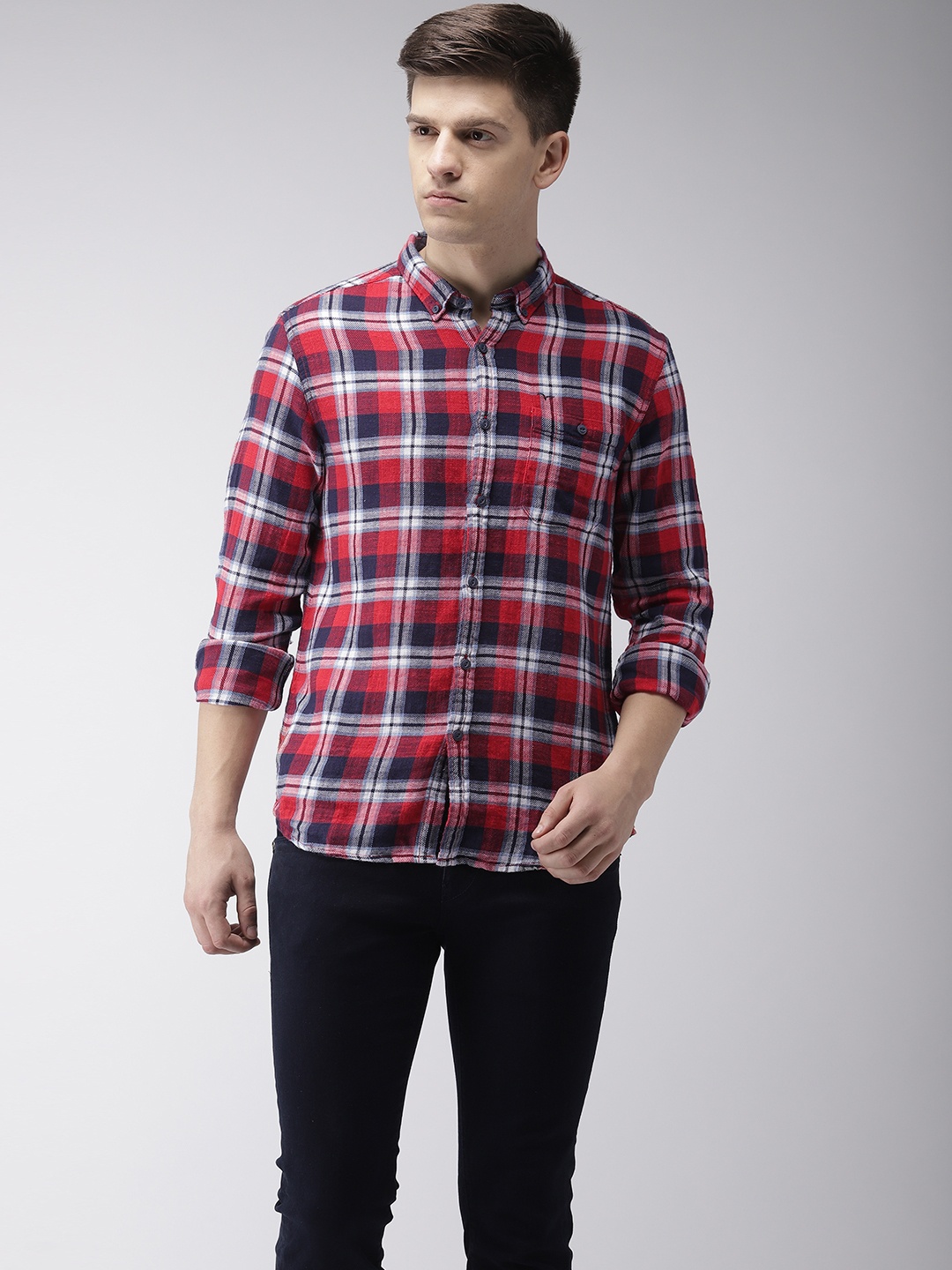 

Flying Machine Men Red & Navy Blue Regular Fit Checked Casual Shirt