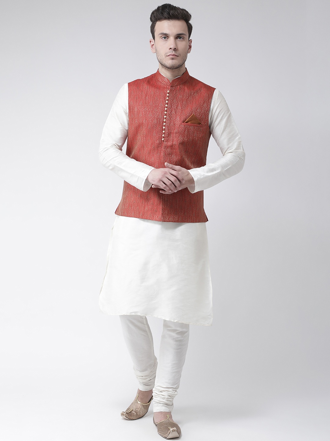 

DEYANN Men White Solid Kurta with Churidar & Nehru Jacket