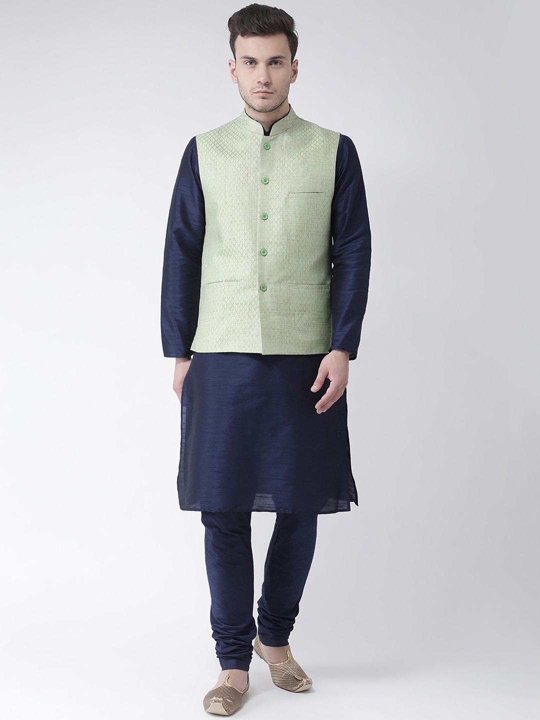 

DEYANN Men Navy Blue & Green Solid Kurta with Pyjamas & Nehru Jacket