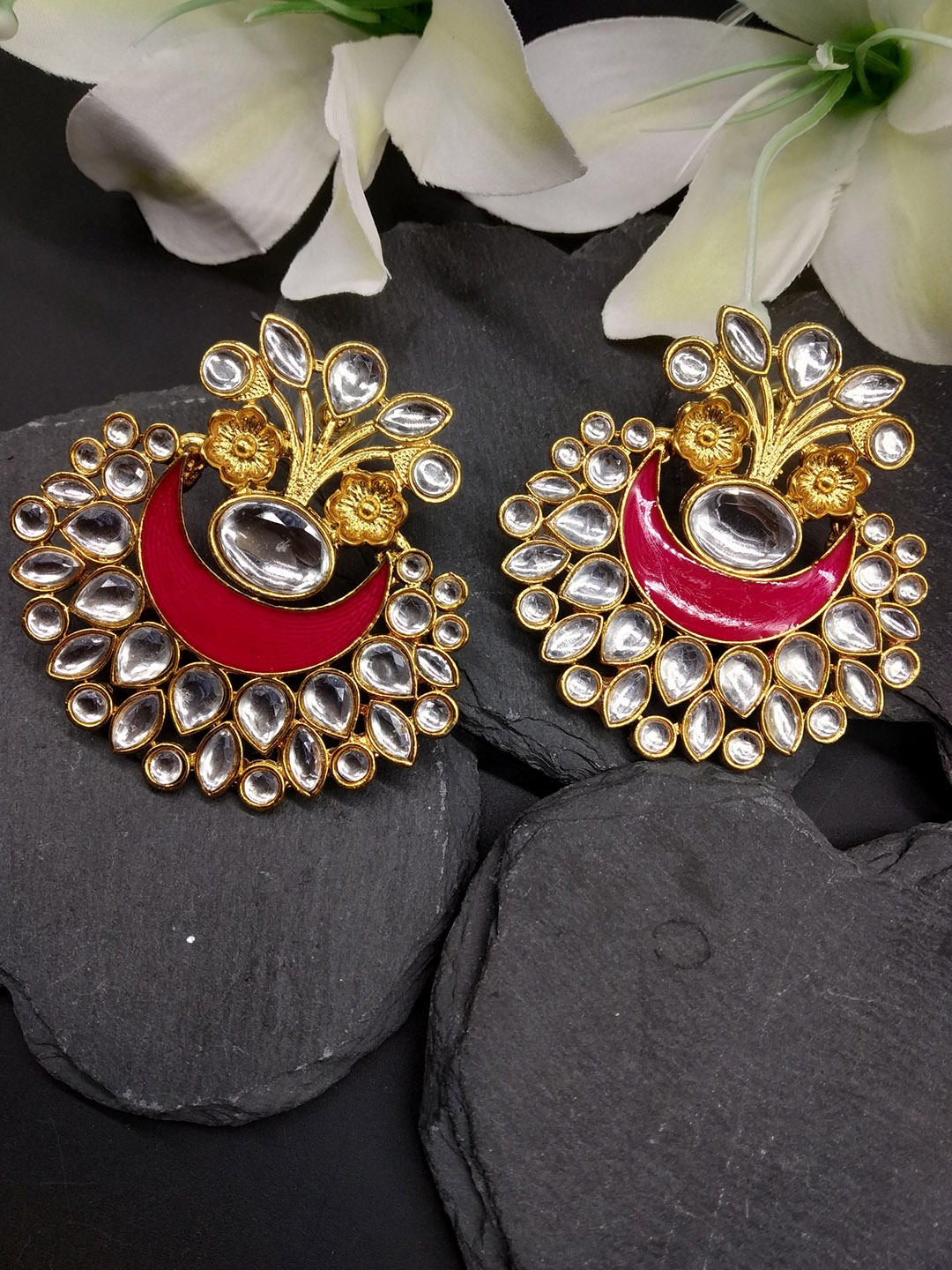 

Fida Red & Gold-Toned Chandbalis