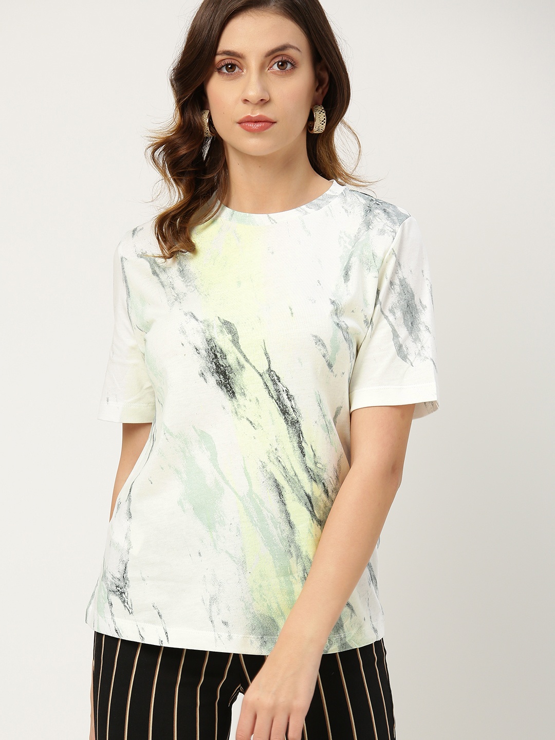 

MANGO Women White & Green Printed Round Neck T-shirt